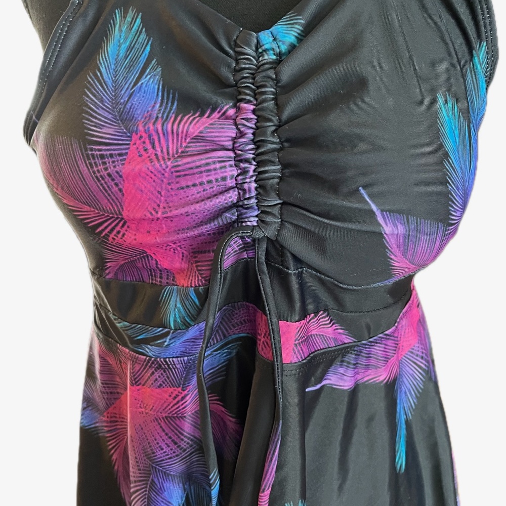 Bathing suit - Picture 3 of 6